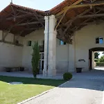 فندق Domaine Des Chais 3*