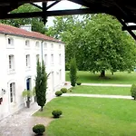 Domaine Des Chais فندق