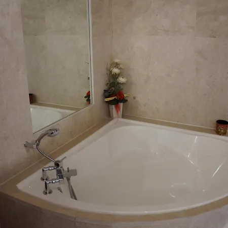 Domaine Des Chais Hotel