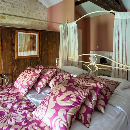 Domaine Des Chais 3* Thénac