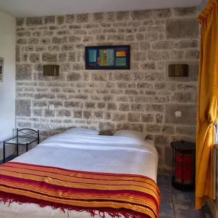 Hotel Domaine Des Chais Thénac