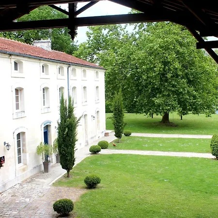 Domaine Des Chais Hotel