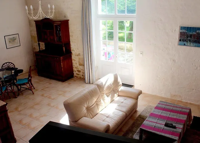 Logis Domaine Des Chais